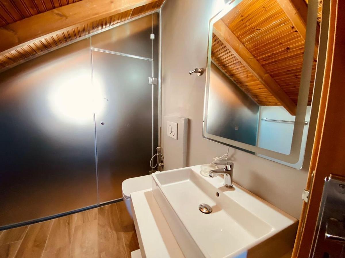 Wild Villa Apartments Саранде Екстериор снимка