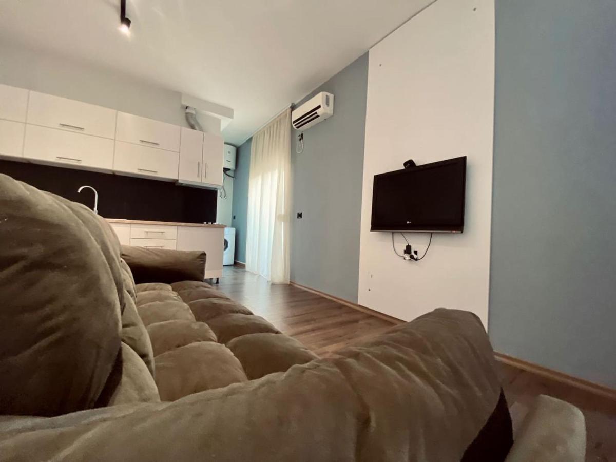 Wild Villa Apartments Саранде Екстериор снимка